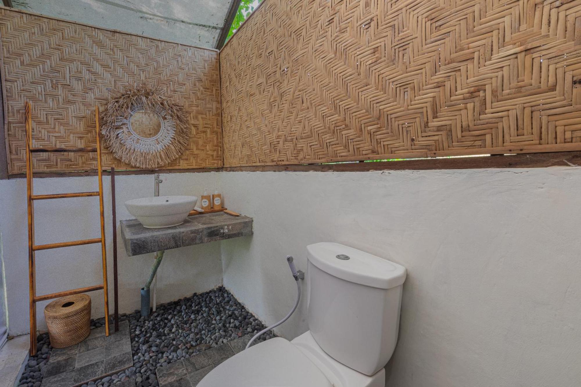 Camani Glamping Hotel Karangasem  Bagian luar foto
